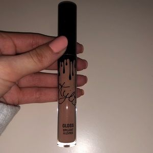 Kylie Cosmetics lip gloss shade So Cute